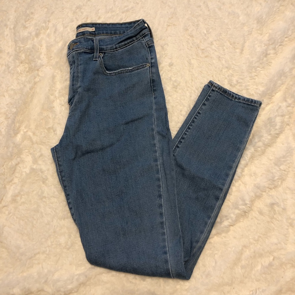 Levi’s Jeans